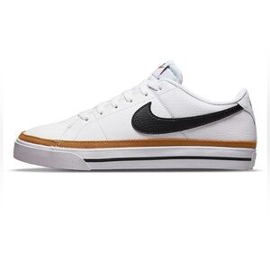 Nike low casual shoe